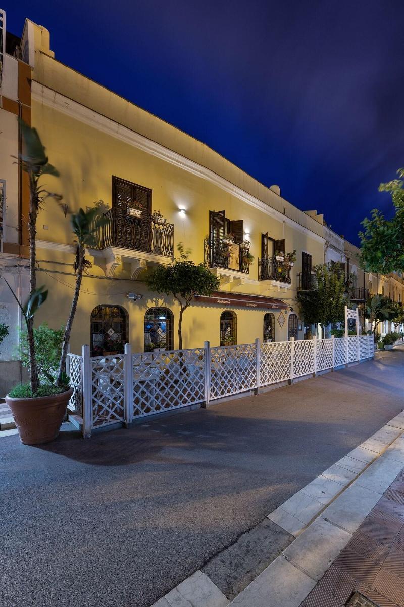 테라시니 Casa Manzella B&B 외부 사진